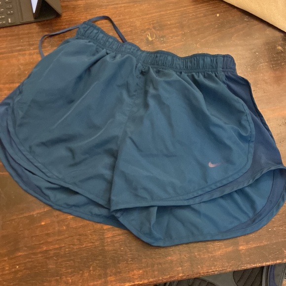 Nike Dri-Fit shorts, medium. Deep blue/turquoise color - Picture 4 of 4